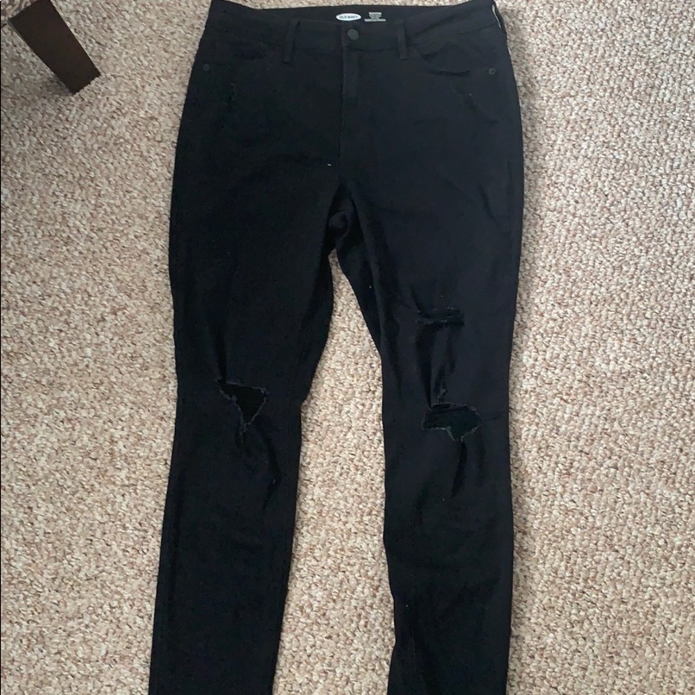 Distressed high rise skinny jean